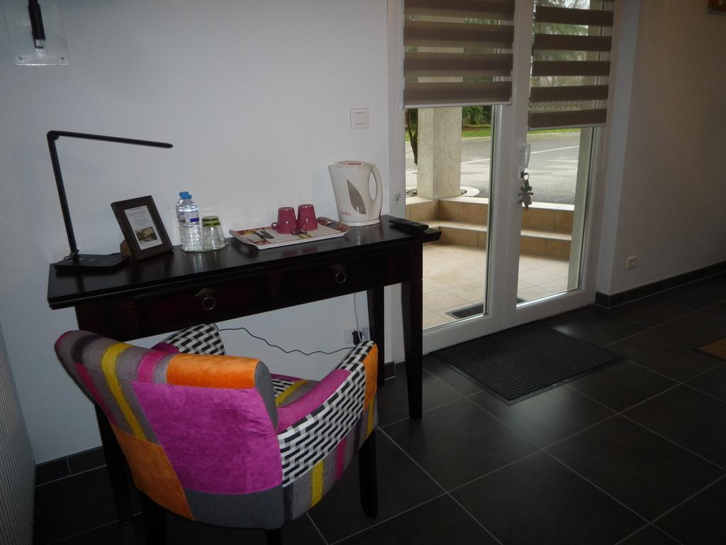 Chambres D'Hotes Les Chalinettes Fegersheim Rum bild