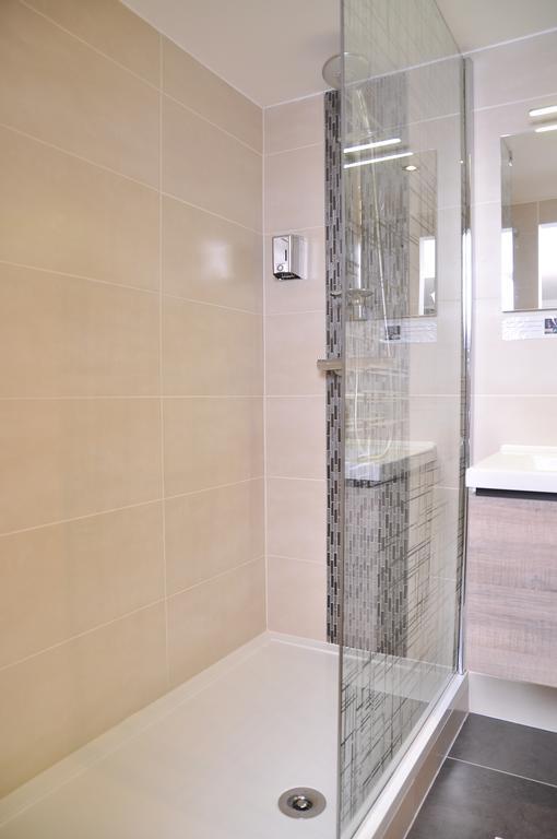 Chambres D'Hotes Les Chalinettes Fegersheim Rum bild