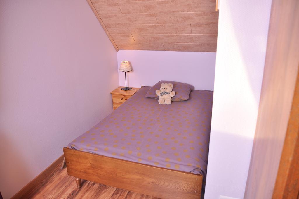Chambres D'Hotes Les Chalinettes Fegersheim Rum bild